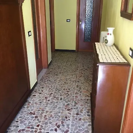 Gli Ulivi Al Mare Alassio